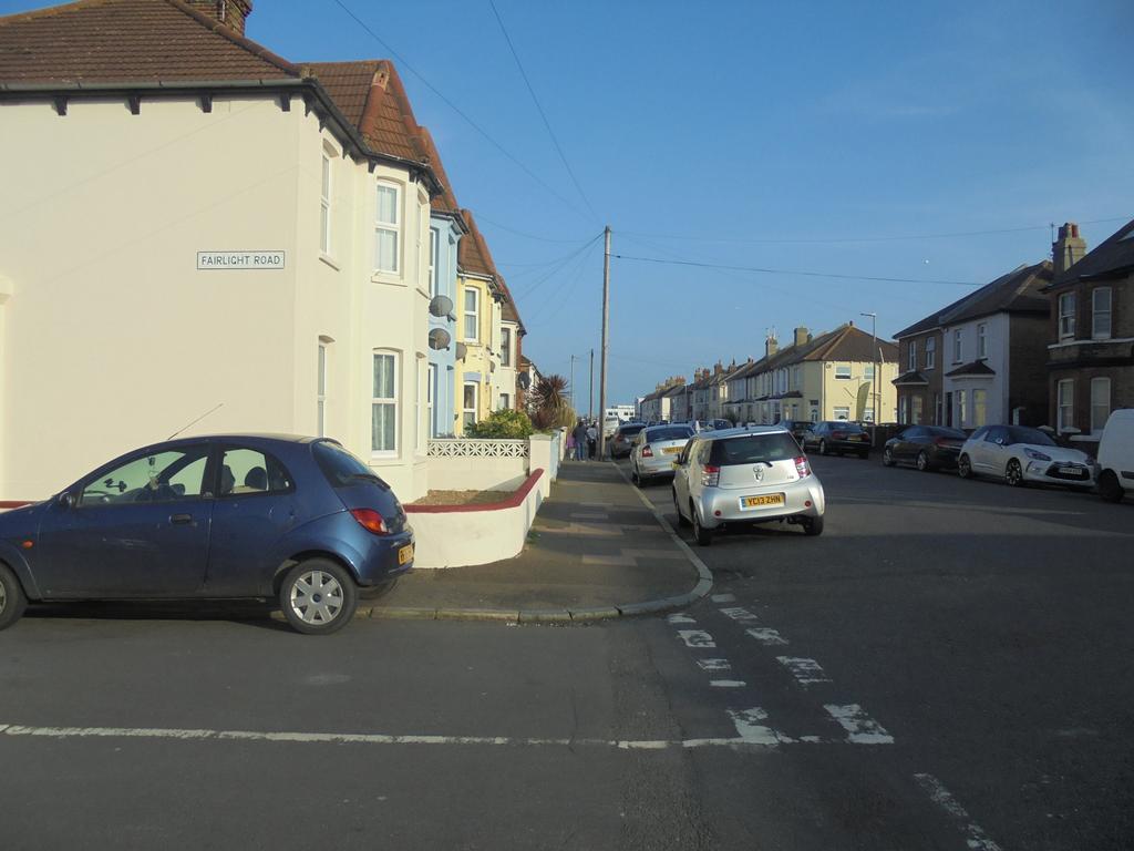 11B Beachside Eastbourne Exterior photo